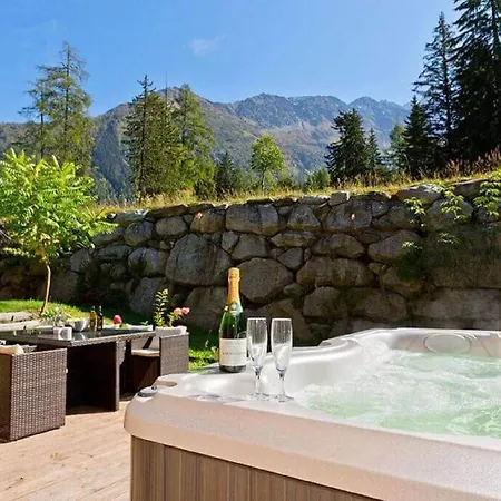 Les Chalets Du Cristallier *