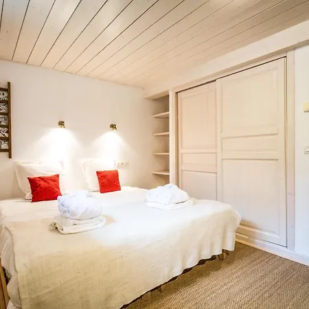 Les Chalets Du Cristallier Chalet