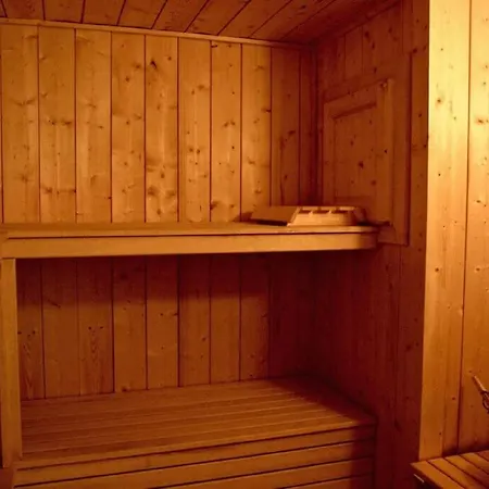 Les Chalets Du Cristallier *